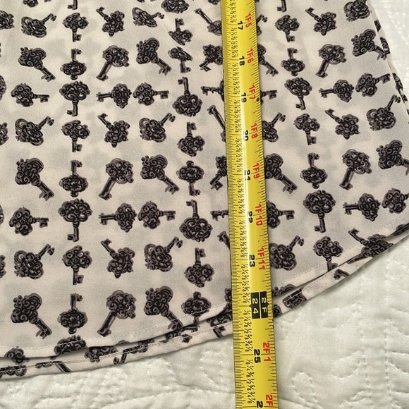 Talbots Pullover Polyester KEYS Dressy Top Small in Great Condition - Picture 12 of 16